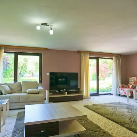 House Ilidza Сasa de vacaciones Sarajevo
